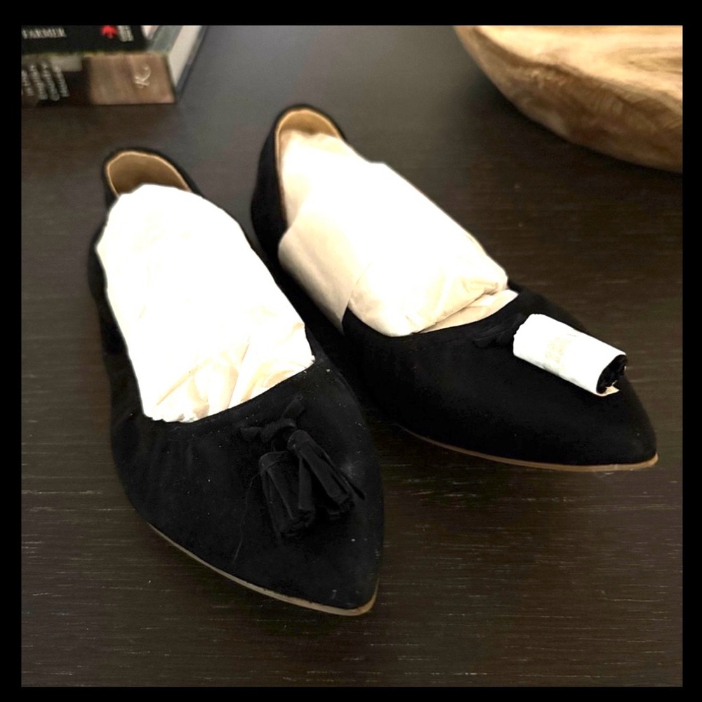 J Crew black pointy toe tassel loafer size 5 1/2 (6) New